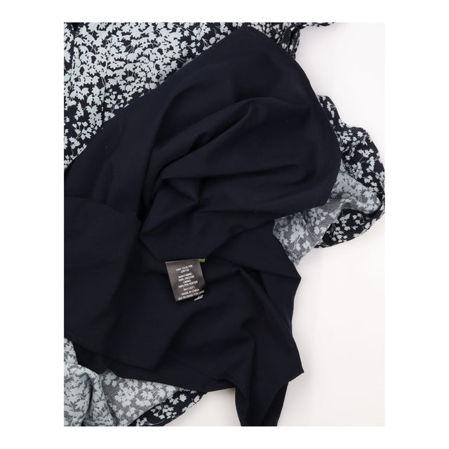 Black White Floral Ditsy Print Short Sleeve V-Neck