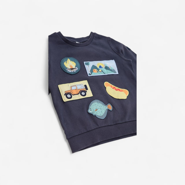 Sweater navy camping badges
