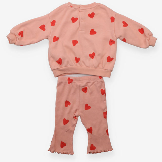 Outfit pink with red hearts sweater & leggings