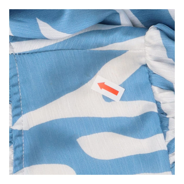 Blue Zebra Print Midi Dress – V‑Neck Ruffle Sleeve