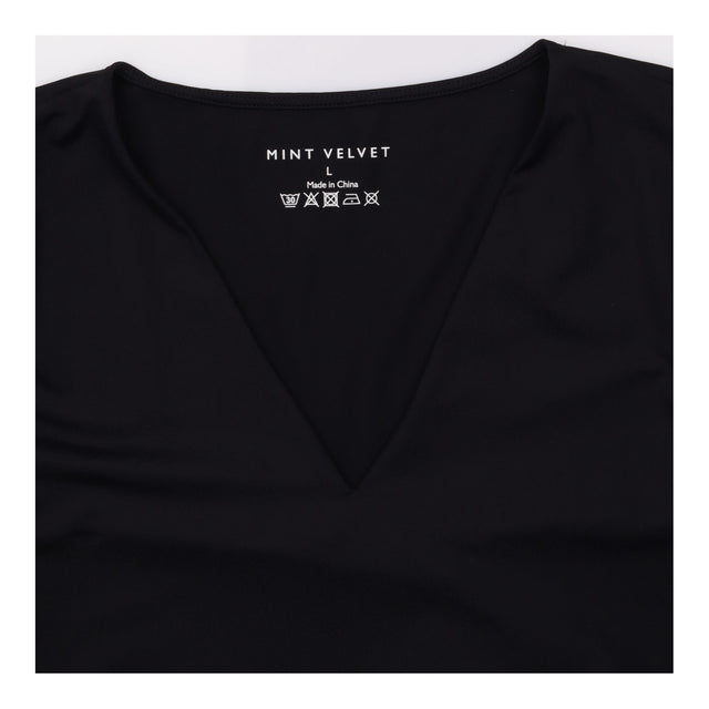 Top Long Sleeve Deep V Neck Ribbed Knit Black