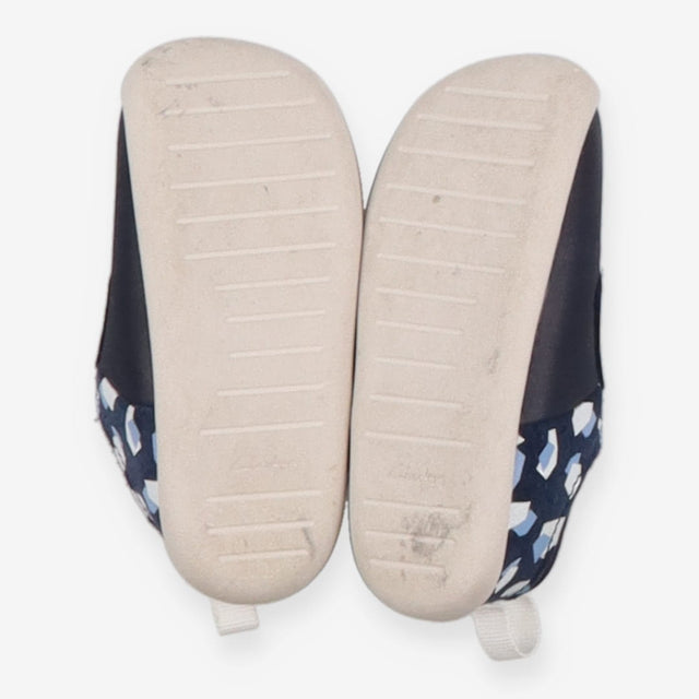 Navy first walkers with white and blue shapes