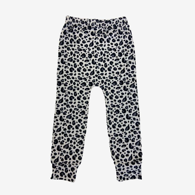 Grey leopard leggings