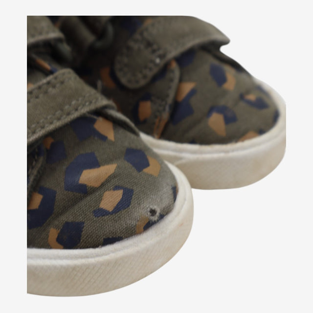 Trainers Green Camo Print