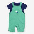 Outfit green dungarees navy blue SS tee