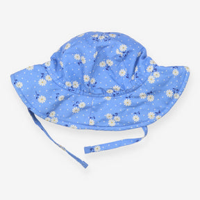 Blue sunhat with daisies