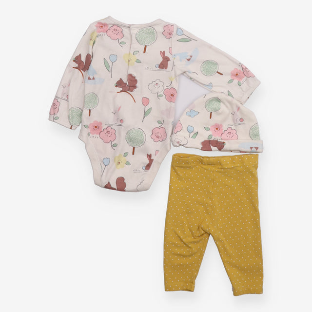 Leggings and Woodland Bodysuit + Hat Outfit