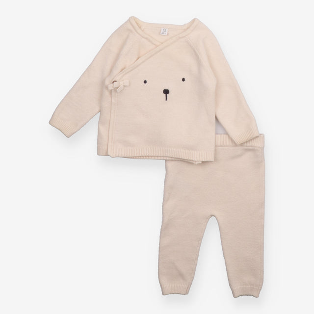 Outfit Top and Trousers Knit Cream Bear Applique