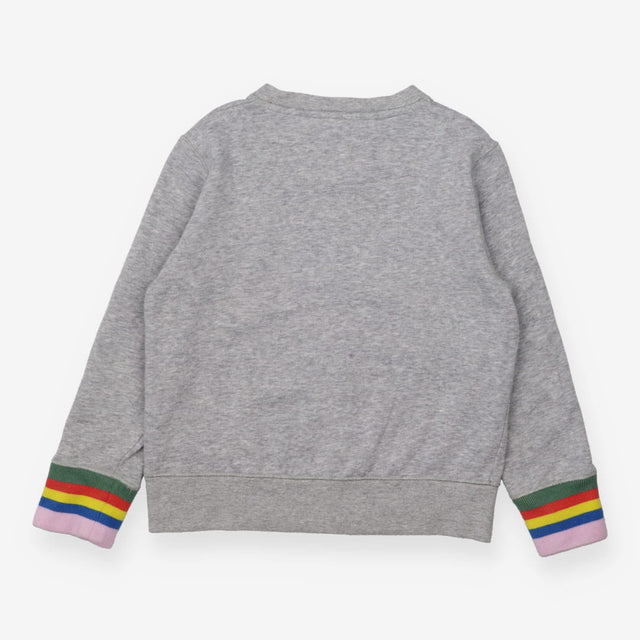 Grey sweater with sequin star