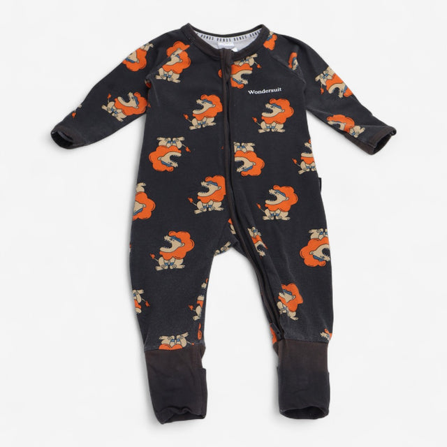 Wondersuit black with aerobic lions  