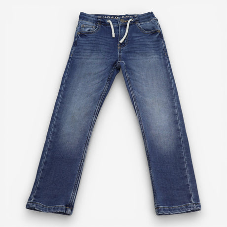 Jeans with white drawstring