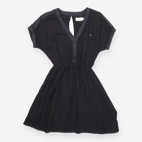 Dress black keyhole back