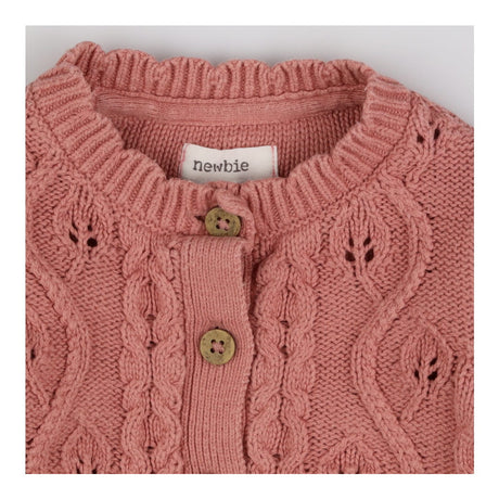Cardigan pink cable design