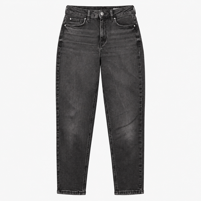 Jeans Mom High Waisted Tapered Black Washed Short 