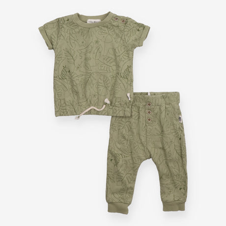 Green jungle jersey outfit