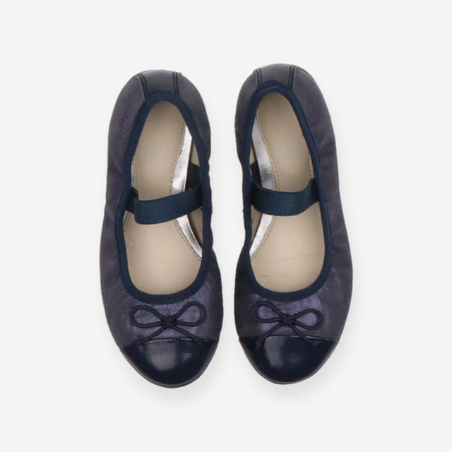 Navy dolly shoes