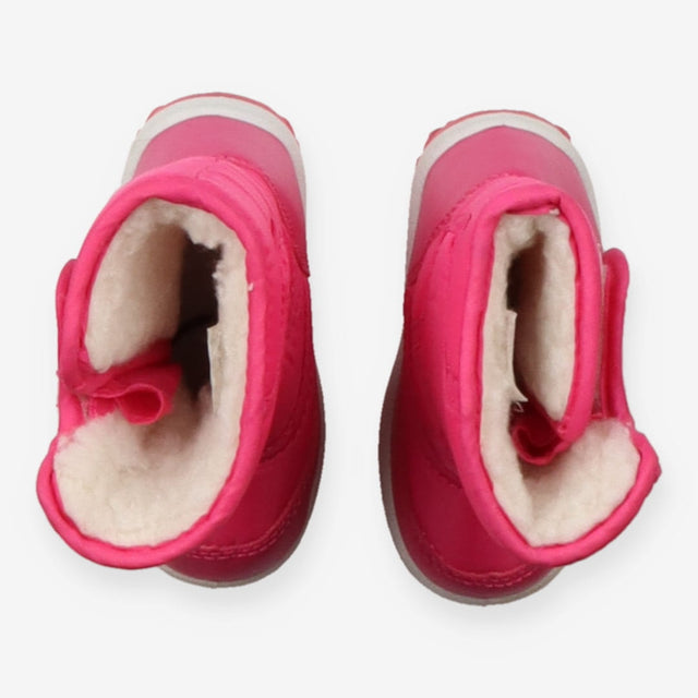 Pink snow boots