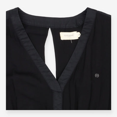 Dress black keyhole back