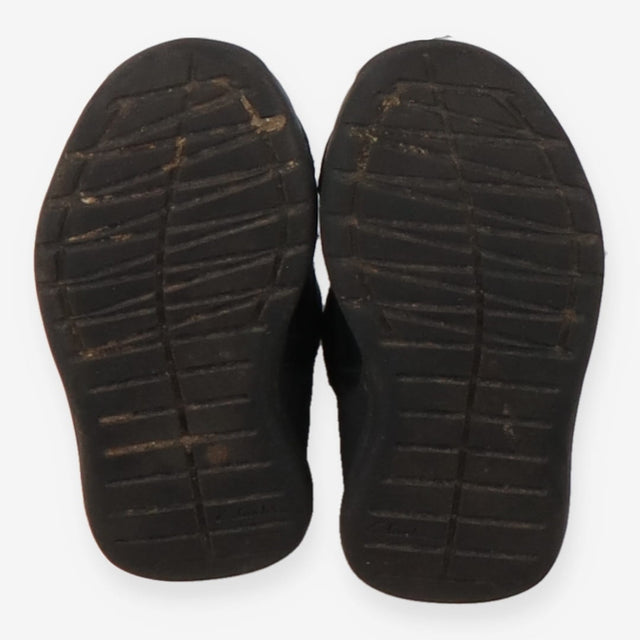 Black velcro school shoes