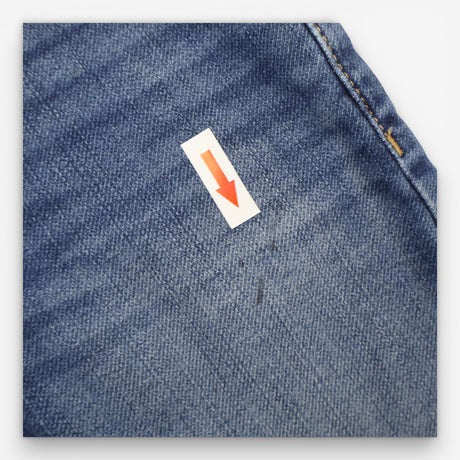Jeans with white drawstring