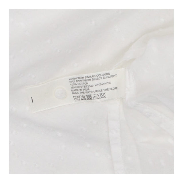 White Pintuck Pleat Blouse – Dobby Texture, Button