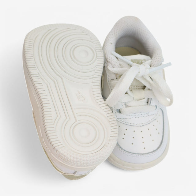 Trainers Nike Force 1 White & Gold
