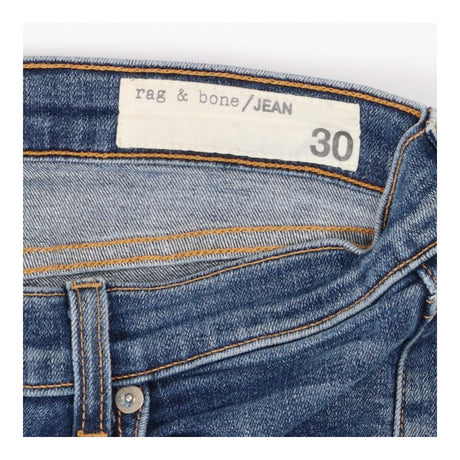 Skinny Jeans Light Blue Wash - Distressed Detail