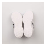 Trainers white