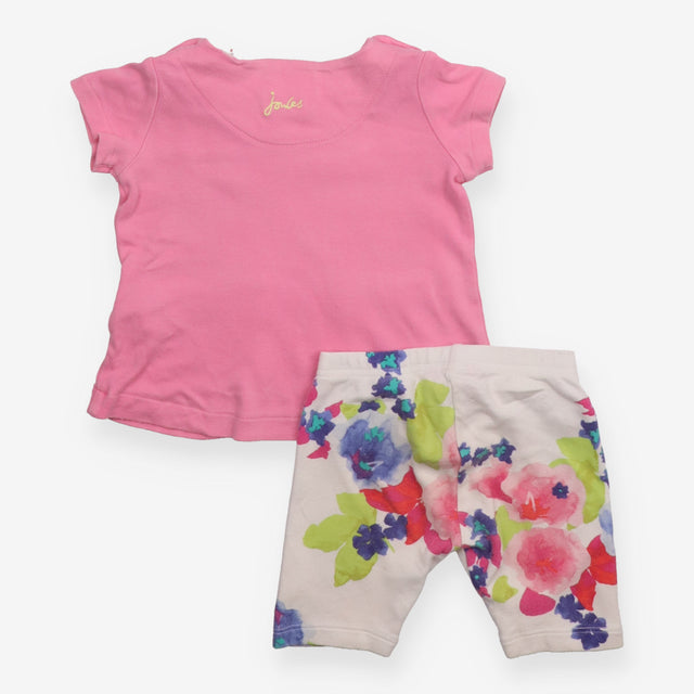 Outfit 2 pc Pink SS tee pockets white floral short
