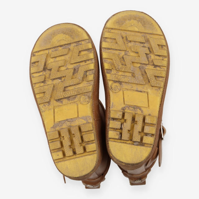 Brown wellies