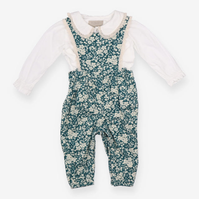 Outfit dungaree green floral with white shirt