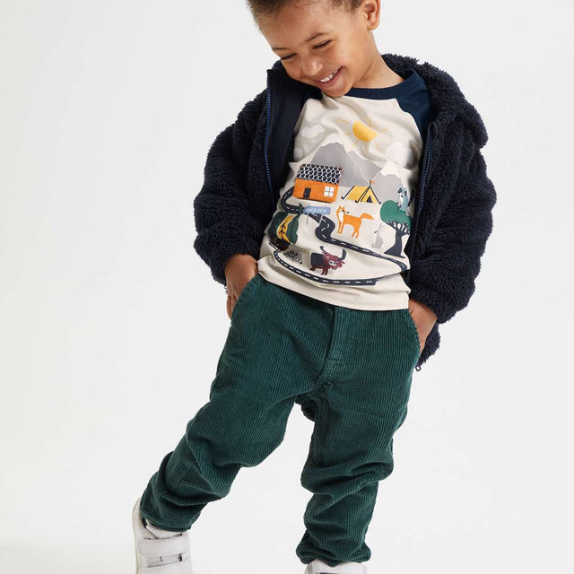 Busy streets raglan t-shirt
