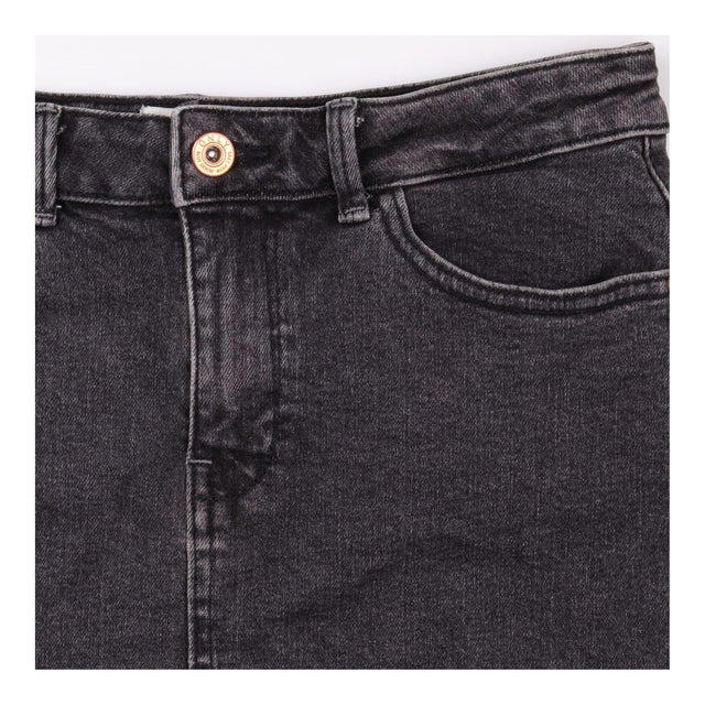  Washed Black Raw Fray Hem Stretch Denim Skirt