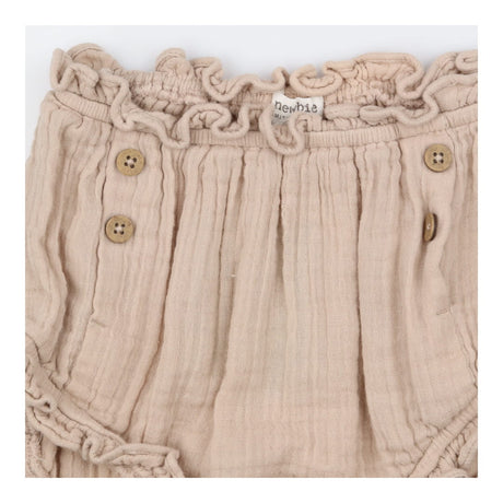 Beige bubble shorts with buttons
