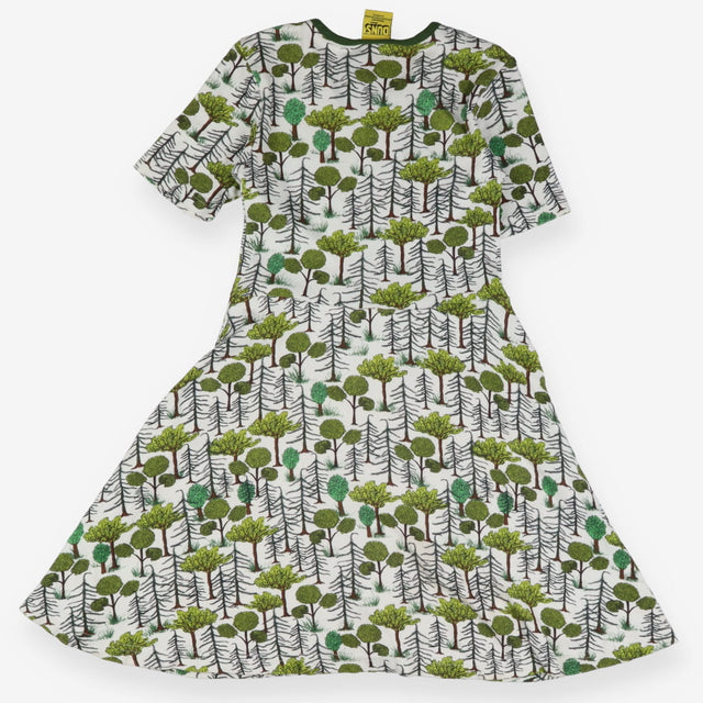 Dress woodland trees