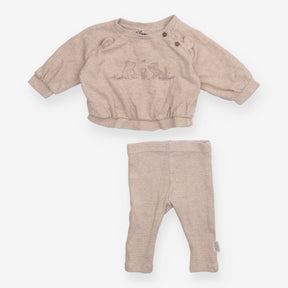 Outfit sweater and stripe leggings winne the pooh 