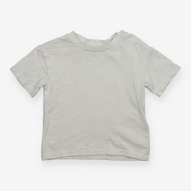 T-shirt light green