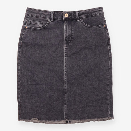  Washed Black Raw Fray Hem Stretch Denim Skirt
