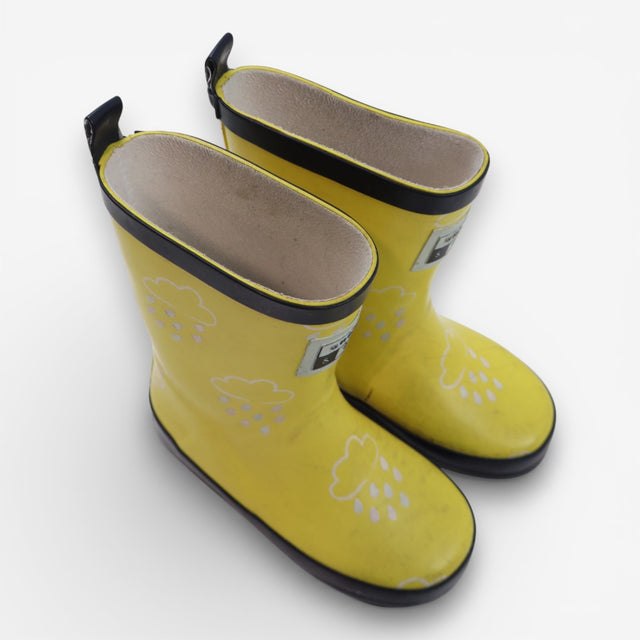 Wellies Yellow Clouds